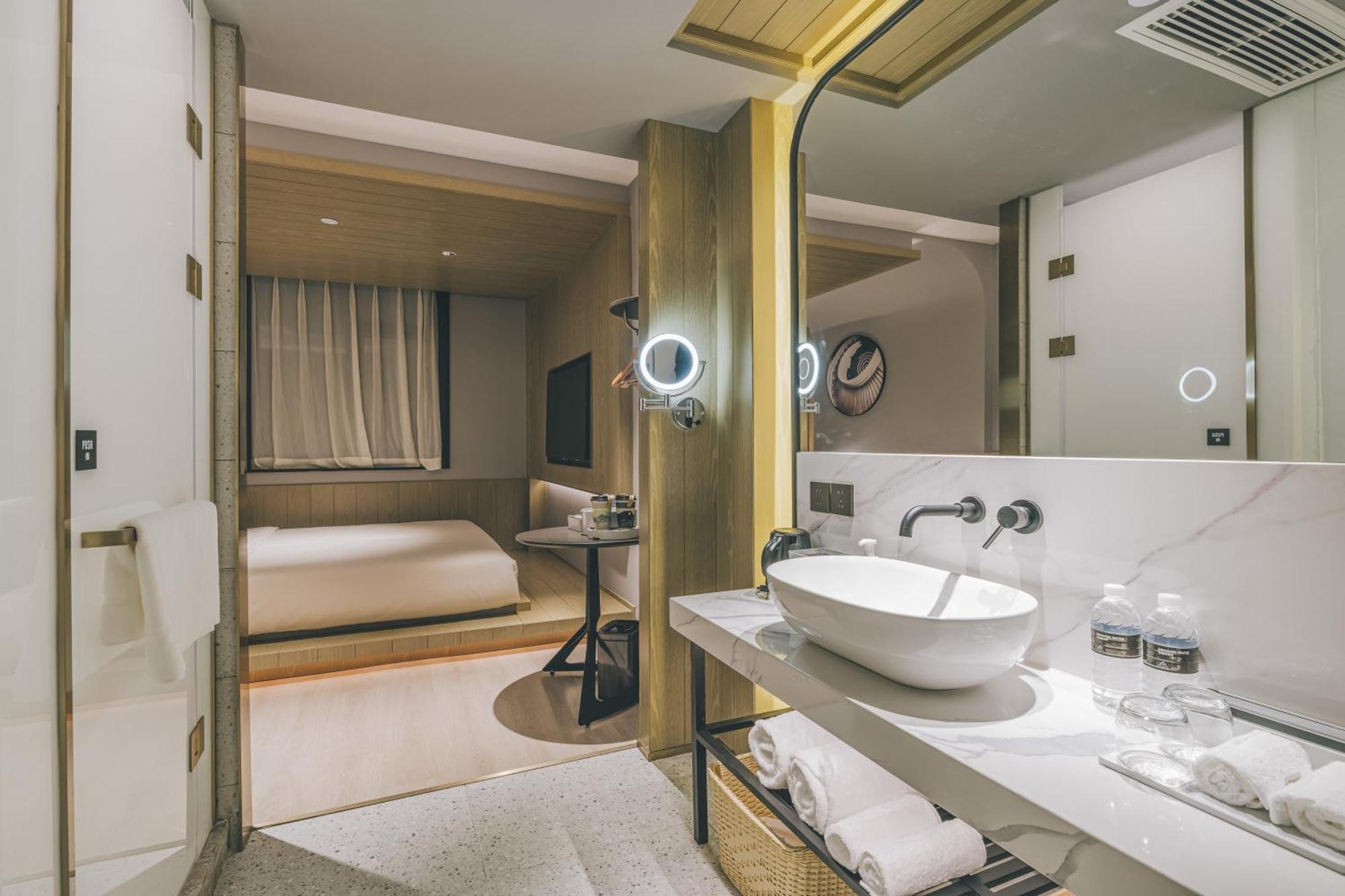 Atour X Hotel The Bund East Nanjing Road Shanghai Exterior foto