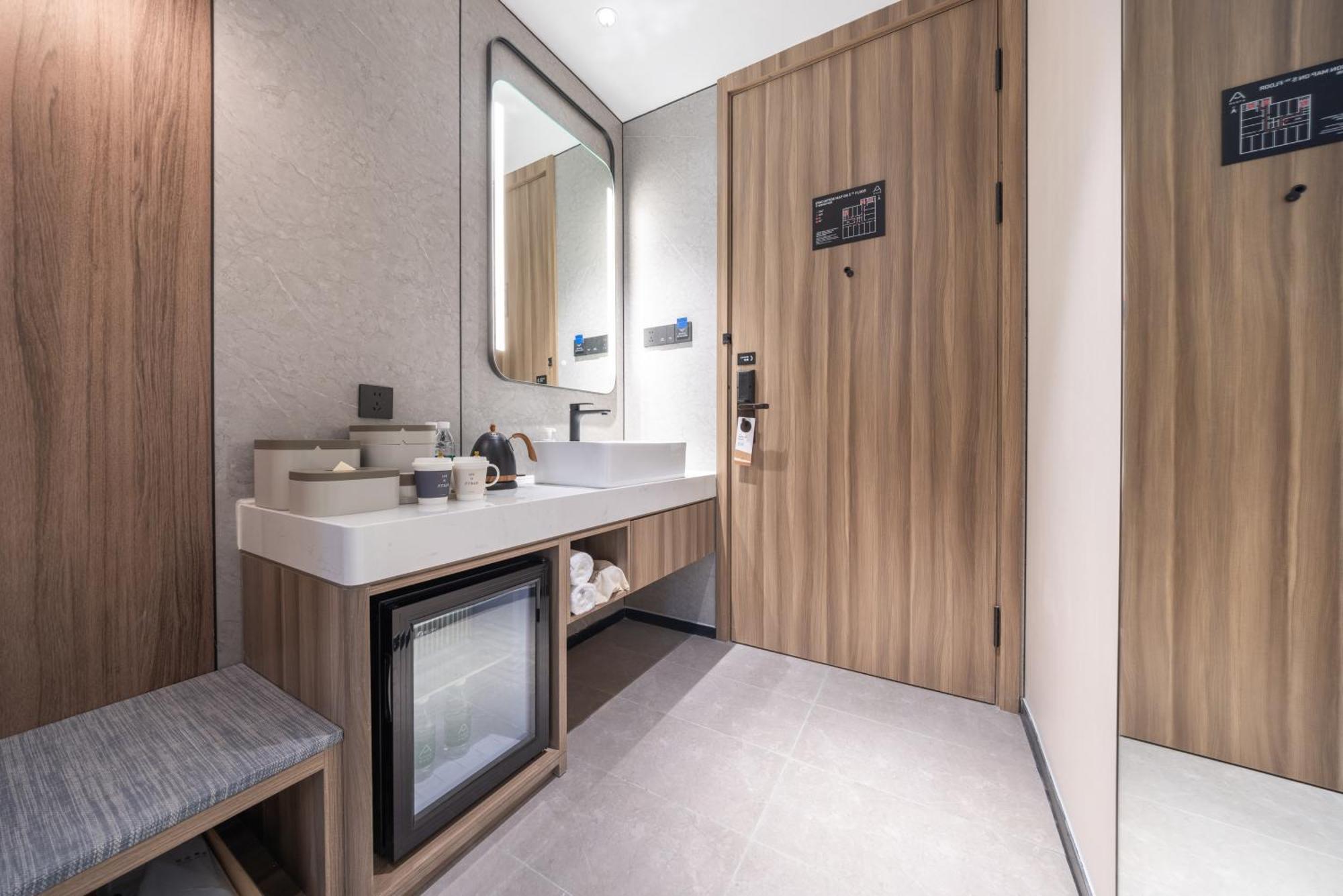 Atour X Hotel The Bund East Nanjing Road Shanghai Exterior foto